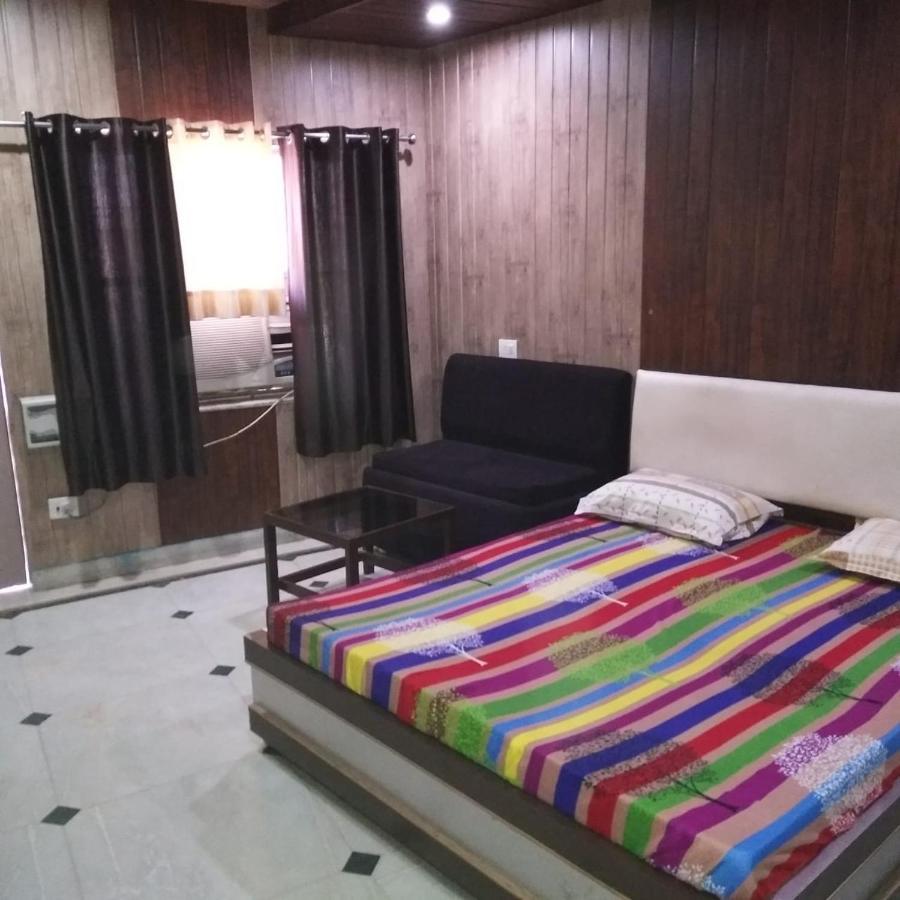 Hotel Divya Rishīkesh Exteriör bild
