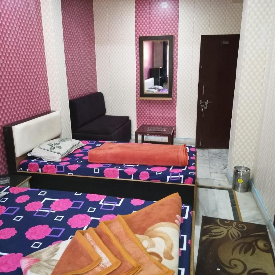 Hotel Divya Rishīkesh Exteriör bild